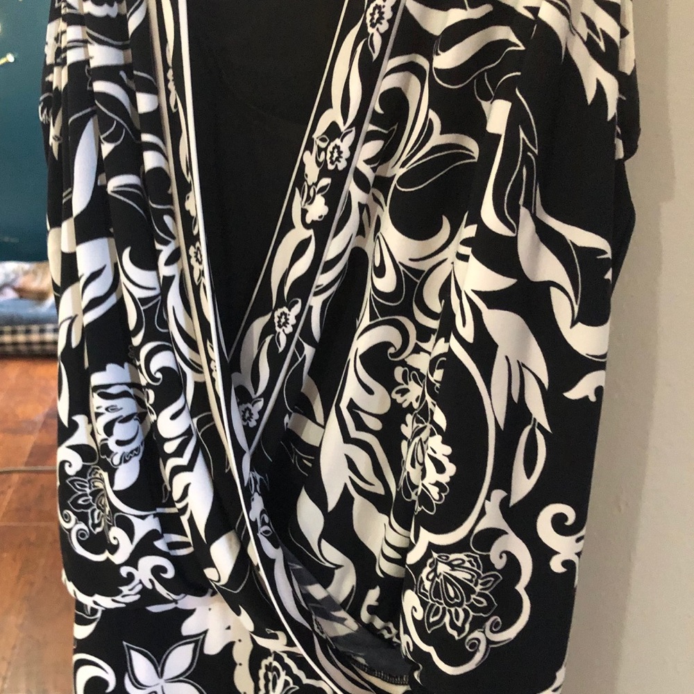 WHBM DRESS Size M - Picture 3 of 5